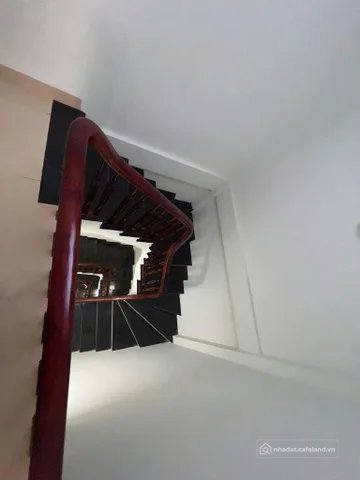 Cho thuê nhà riêng: Cho thuê nhà riêng: Cho thuê Nhà riêng 5 tầng (30m2/1 tầng)