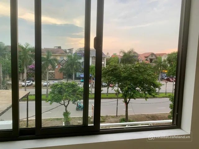 Cho thuê nhà riêng: Cho thuê nhà mặt phố Hoàng Tùng(Lê Trọng Tấn)kéo dài Hà Đông