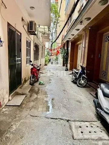 Cho thuê nhà riêng: Cho thuê nhà riêng: Cho thuê cả nhà 5 tầng số 17 ngõ 34 phố