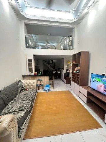 Cho thuê nhà riêng: Cho thuê Nhà Lãng Yên - Vĩnh Tuy - Hai Bà Trưng 33M² 4 Tầng