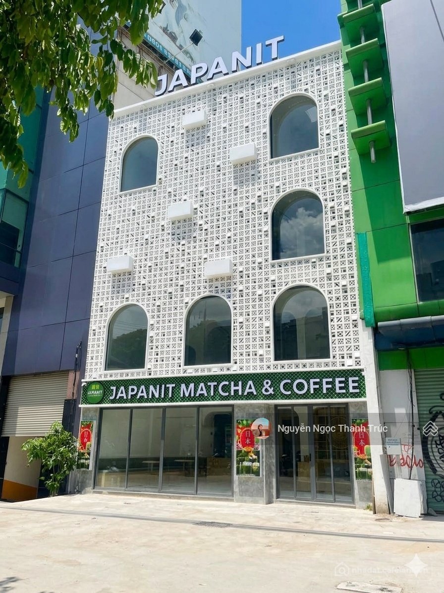 Nhà riêng: MẶT TIỀN LUỸ BÁN BÍCH TÂN PHÚ - DTSD: 1000M2 Gía chỉ 105 triệu/tháng
