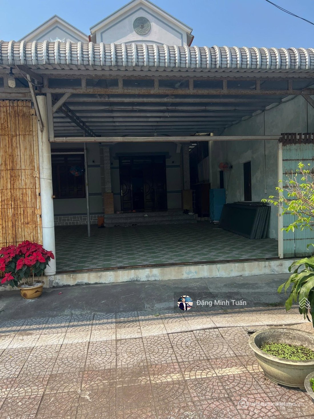 Nhà riêng: Cho thuê mặt bằng đường Lạc Long Quân | Ngay trung tâm Lăng Cô | Mặt