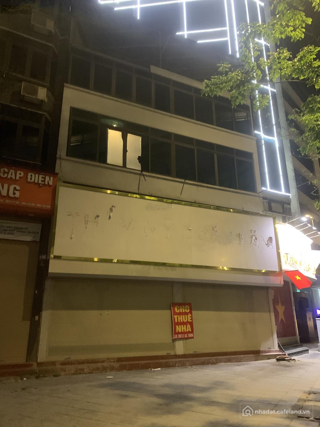 Mặt bằng: Cho thuê cửa hàng mặt phố cửa đông 70m2x2 tầng mặt tiền 5,5m 60triệu