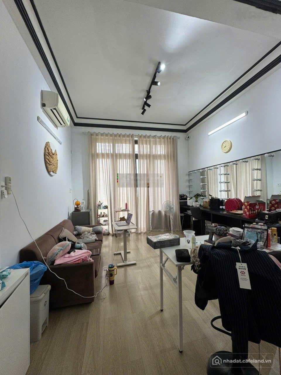 Nhà riêng: Cho thuê nhà MT 22 Bế Văn Đàn, Tân Bình