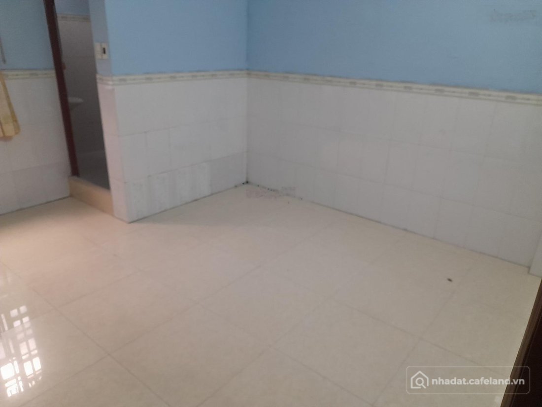 Nhà riêng: Nhà riêng cần cho thuê lại 1PN lớn có NVS