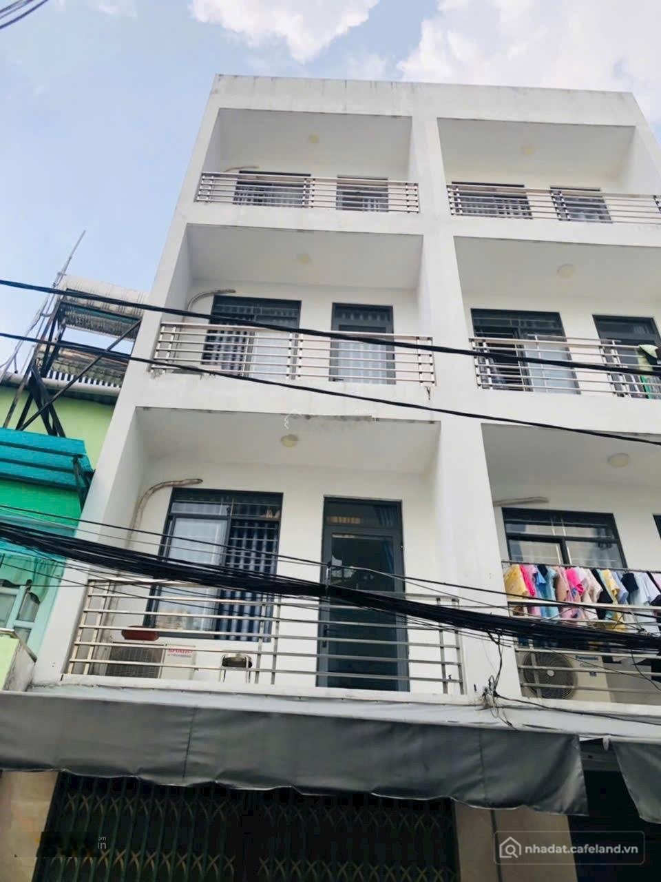 Nhà riêng: Nhà HXH Đồng Xoài P13 Tân Bình, 4x8m, 4 tầng, 3pn 3wc 3 máy lạnh, giá