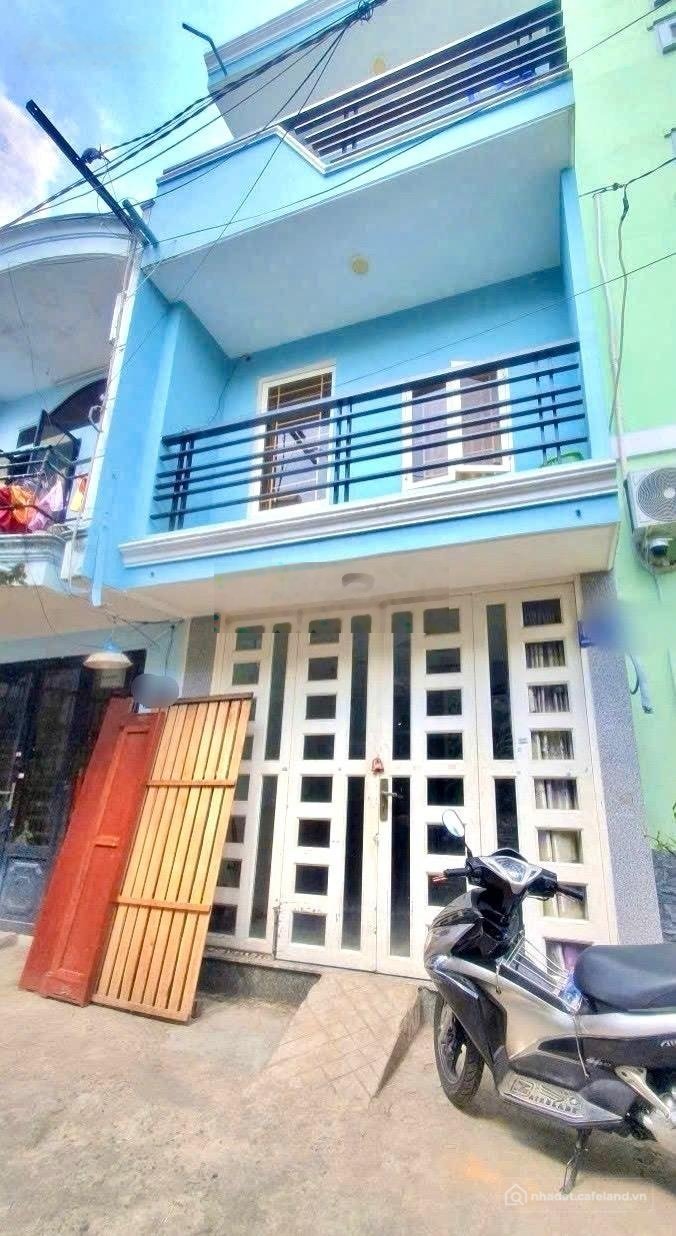 Nhà riêng: Cho Thuê Nhà 4PN3WC 8tr/tháng - 32m2 Gò Vấp