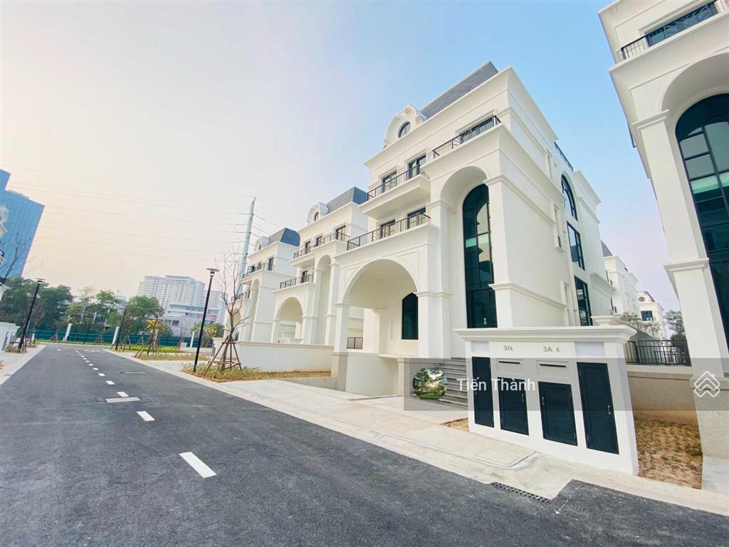 Biệt thự đơn lập 216m2 xây 3 tầng nổi 1 tầng hầm tại le jardin dự án parkcity hà nội. giá 60 tỷ