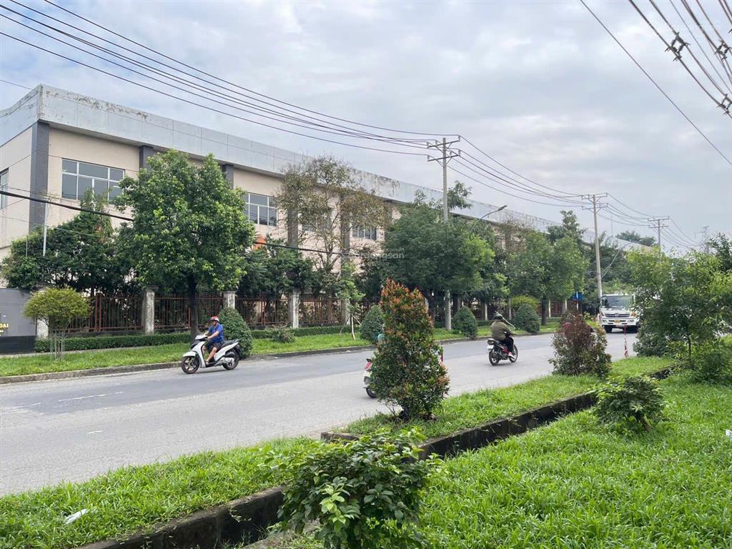 Giảm 16 tỷ bán gấp nhà xưởng sản xuất kcn vĩnh lộc quận bình tân (dt hơn 17,000m2)