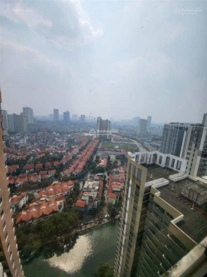 Bán gấp penthouse mulberry mỗ lao, hà đông 410m2, căn thông tầng có sân vườn giá chỉ 24,x tỷ