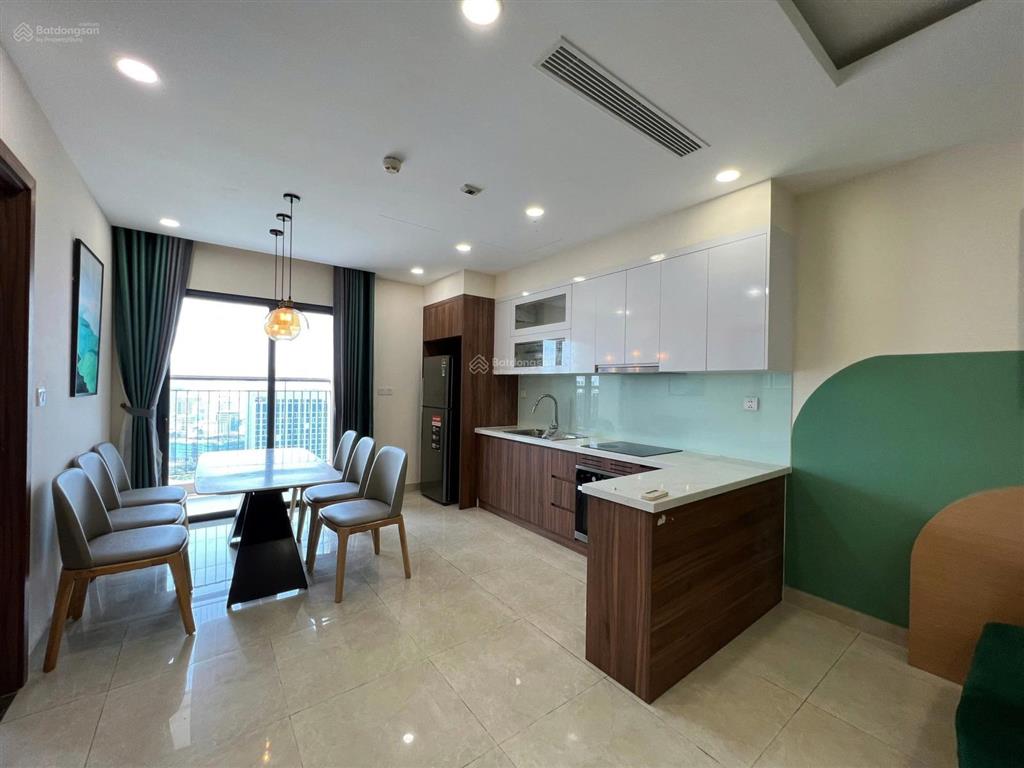 Cần bán nhanh căn góc 3 ngủ ban công đn/đb, 90m2 tòa golden park. giá 9,2 tỷ. 0988 982 ***