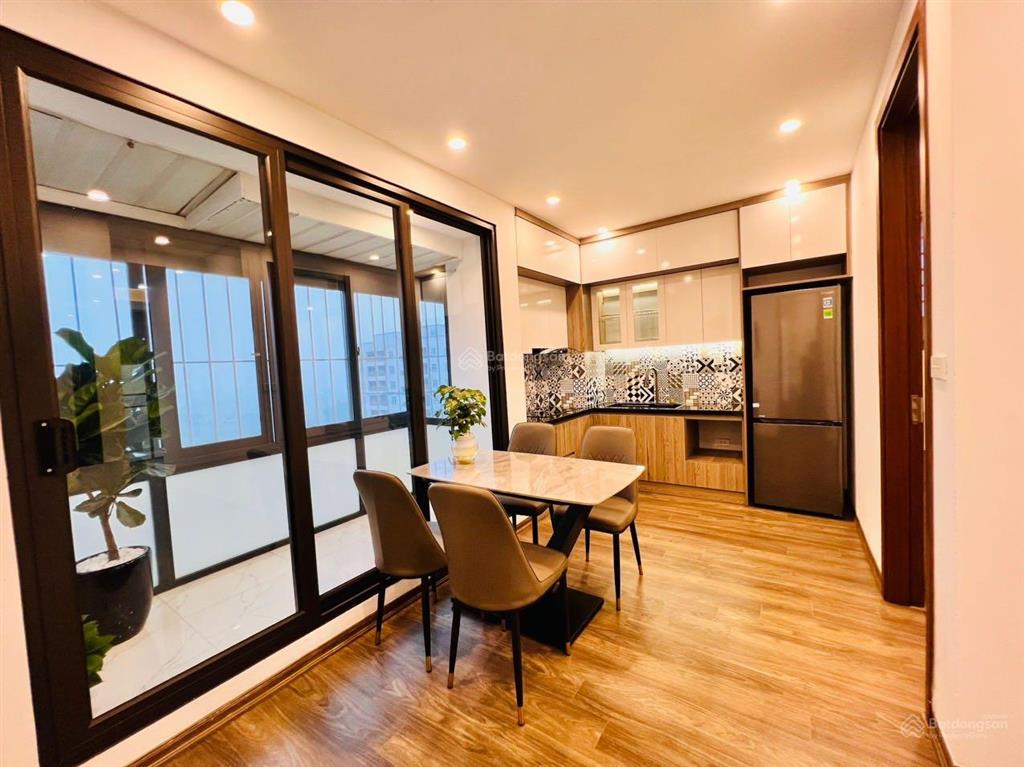 Bán chcc đền lừ ii tòa đẹp nhất. dt 56m² 2pn ban công view cực đẹp, hướng mát. sẵn sổ hồng