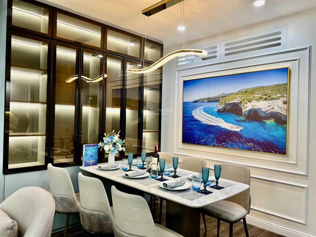 Cần bán gấp căn hộ 2pn a10 nam trung yên, cầu giấy. dt 65m² 6,8 tỷ sẵn sổ full nội thất