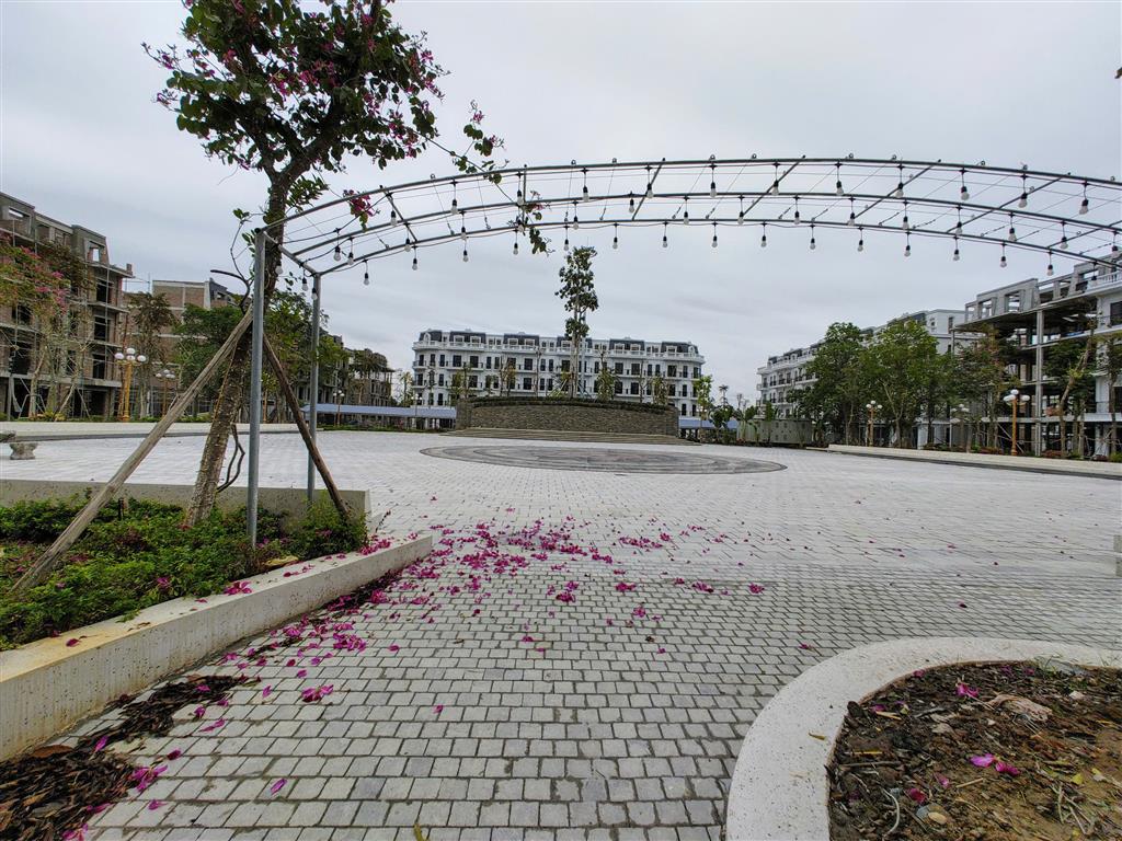 BÁN 80M2 LIỀN KỀ 3 KĐT ĐÔNG DƯƠNG RESIDENCE – ĐỨC THƯỢNG MẶT ĐƯỜNG 12M (0915458886)