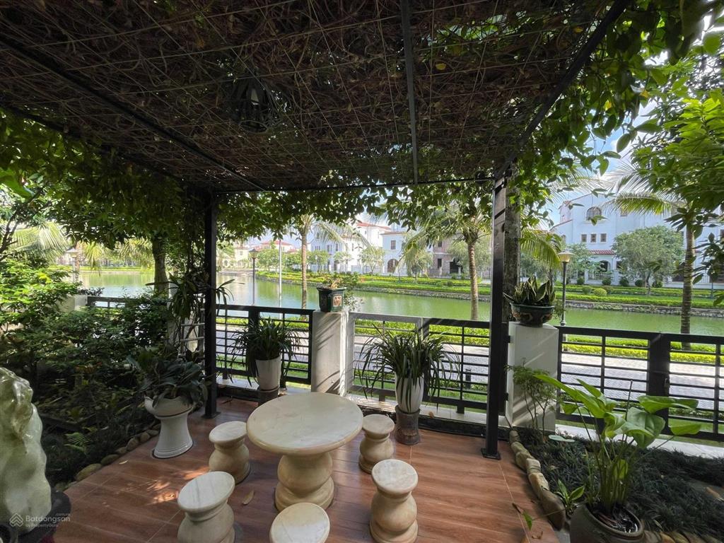 Năng hải villas bán nhanh biệt thự mặt hồ vinhomes thăng long cực vip 233.3m2 full nội thất 48 tỷ
