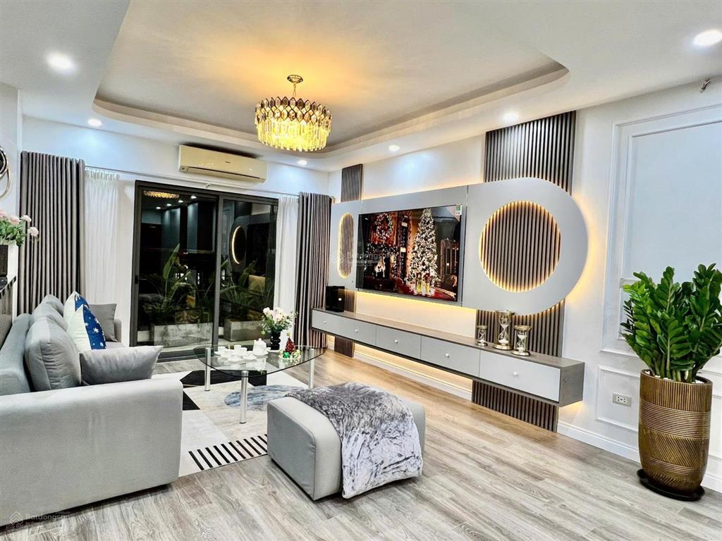 Bán gấp căn 2 ngủ 63m2 chung cư brg diamond lê văn lương. giá 8,2 tỷ 0943 937 ***