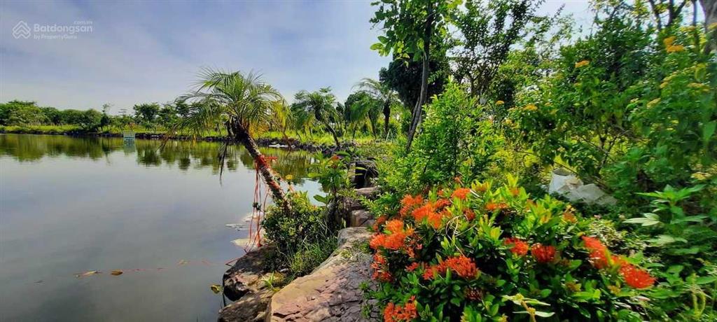 Biệt thự view hồ điều hòa 7,2ha dt 350m2 vượng phong thủy từ sơn garden city 22 tỷ, 0966 228 ***