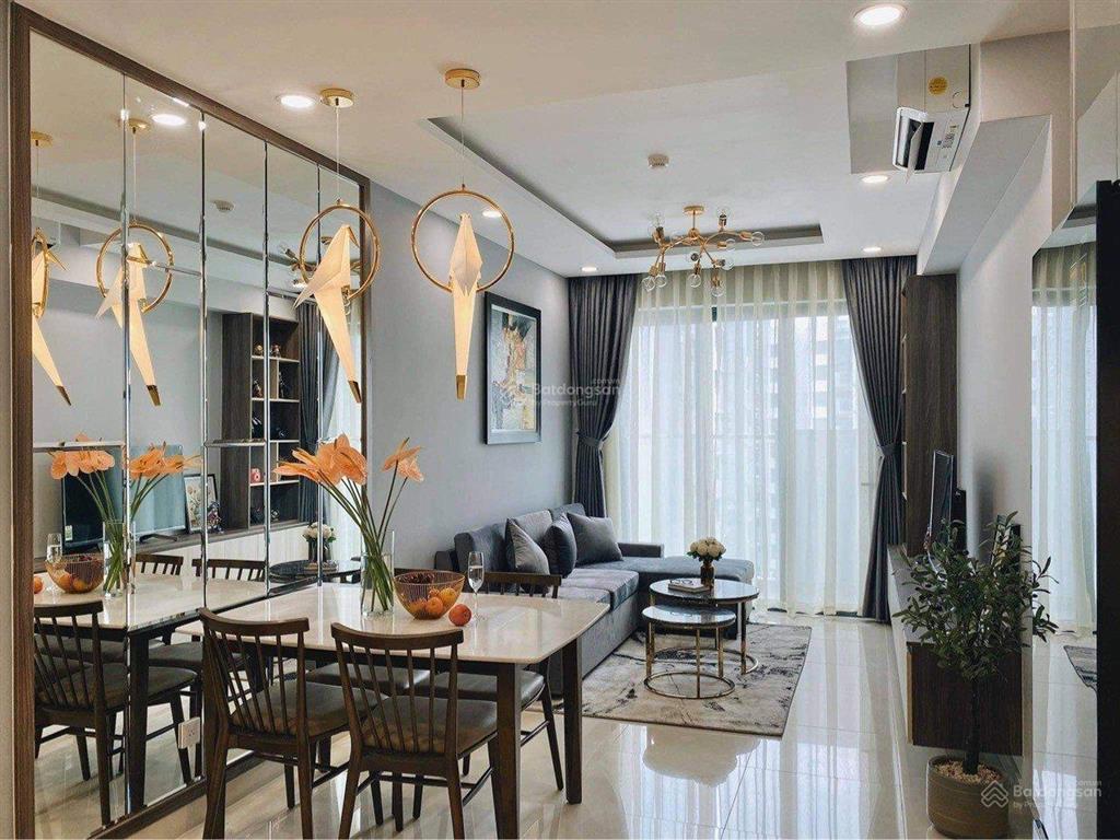 View công viên đón nắng sáng mát mẻ căn emerald 2pn2wc 71m2 nhà mới có hỗ trợ vay ngân hàng