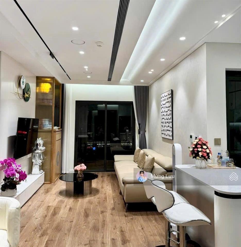 Bán gấp căn 2pn 80m2 hoàng thành pearl full đồ, sổ đỏ lâu dài, giá chỉ 7,x tỷ| 0974 999 ***