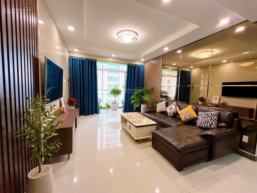 Bán căn hagl3 như hình, 3pn, full nội thất cao cấp, sổ hồng riêng, inbox có giá tốt