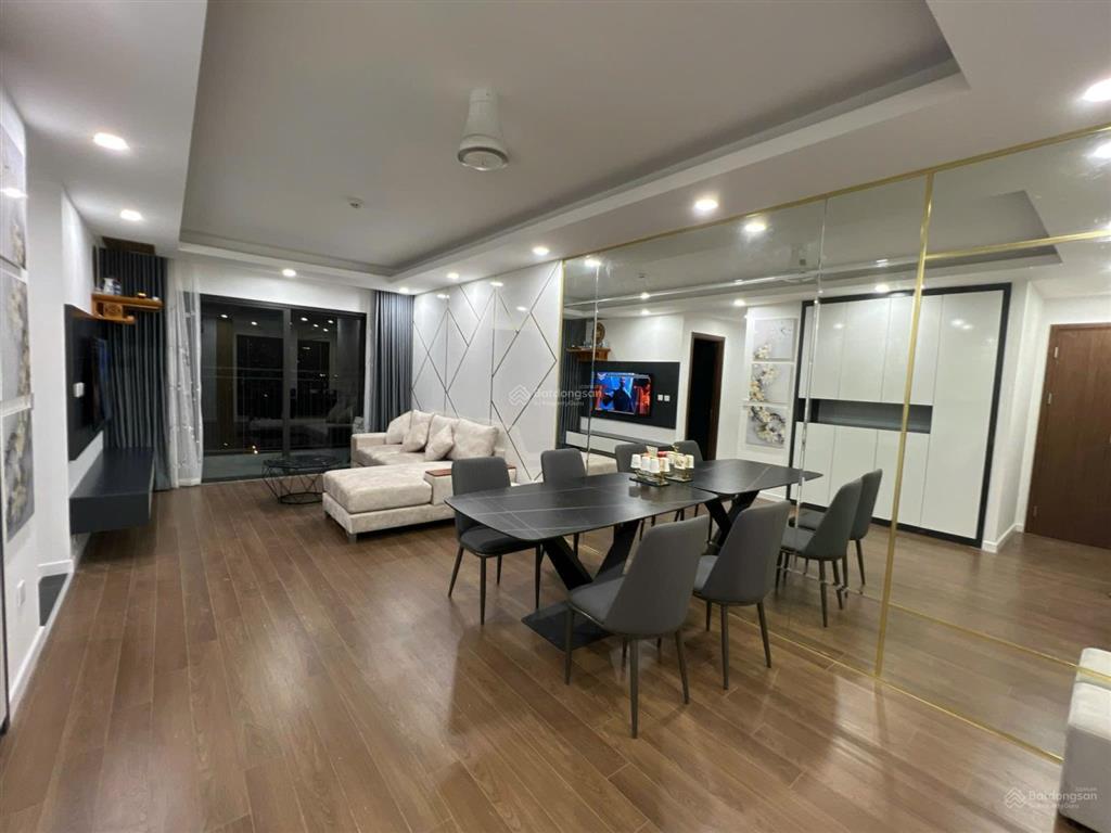 Chính chủ cần bán căn 2n 75m2 view hồ linh đàm full đồ tại greenpark giá bán nhanh 6.35 tỷ, sđcc