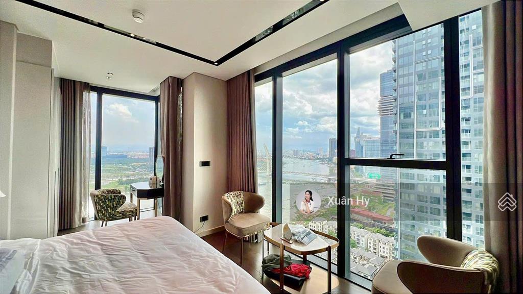 Bán "hoa hậu" grand marina (tòa lake), trục 02, 3pn 150m2, đã có sổ, view sông trực diện