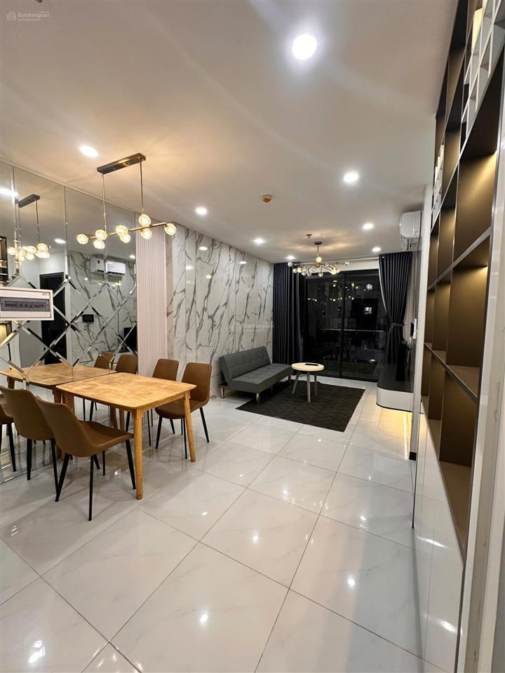Cần tiền bán gấp cskyview, 1pn1wc giá 1,90 tỷ có nội thất sẵn hợp đồng thuê 8.5m