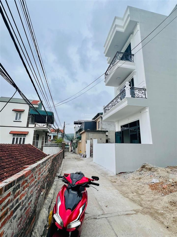 Ô góc thổ cư cổng lideco giai đoạn 1. diện tích 65,4m2. mặt tiền 4,8m (nở hậu)
