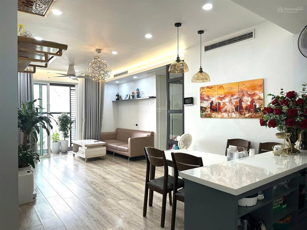 Pcc1 nàng hương. bán căn 3 ngủ 112m2 tầng trung, full nội thất mới đẹp, sẵn sổ, giá 8.65 tỷ bao phí