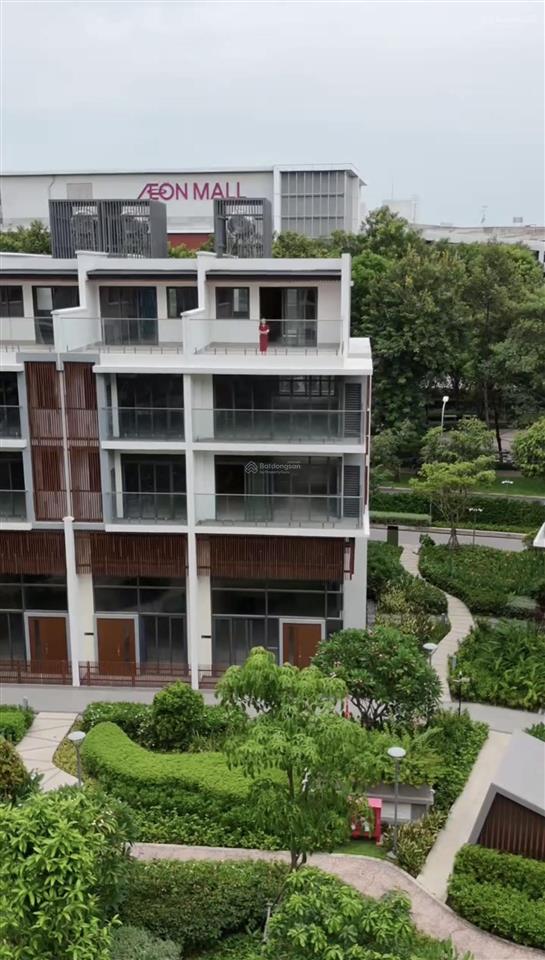 Bán căn góc duy nhất the glen 6*19m 3 mặt tiền, giá tốt nhất tt 32tỷ đang cho thuê 70tr/tháng