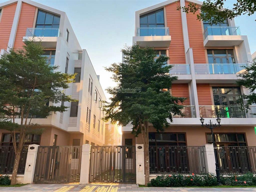 Tứ lập ánh dương 15,4 tỷ rẻ nhất tháng 7 tặng gói quà tặng 450tr cùng gói nt, ngay 0946 455 ***