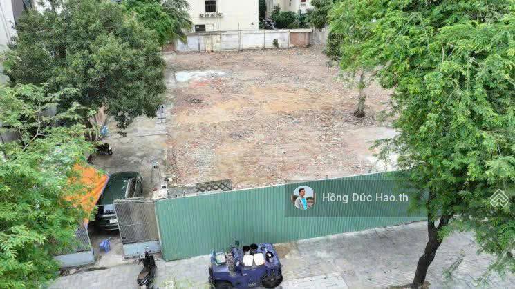 Bán đất mt nguyễn văn thủ, đa kao, quận 1, dt 31x44m. ctxd 3 hầm 15 tầng. giá 1300 tỷ