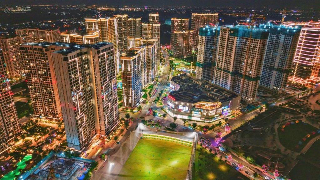 Bán căn 2pn2wc view công viên 36ha ngắm pháo hoa, dt73m2, giá 5.400tỷ the beverly vinhomes quận 9