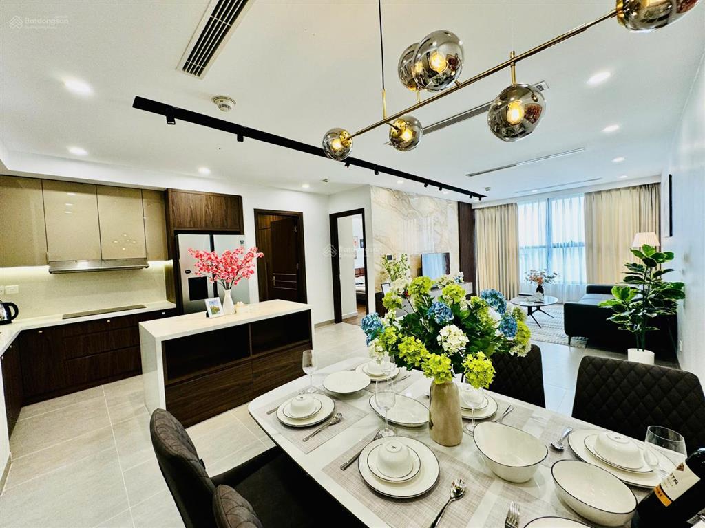 (mới) chính chủ cần bán căn 117m² 3pn 2vs tòa a cc thăng long number one bc view hồ.