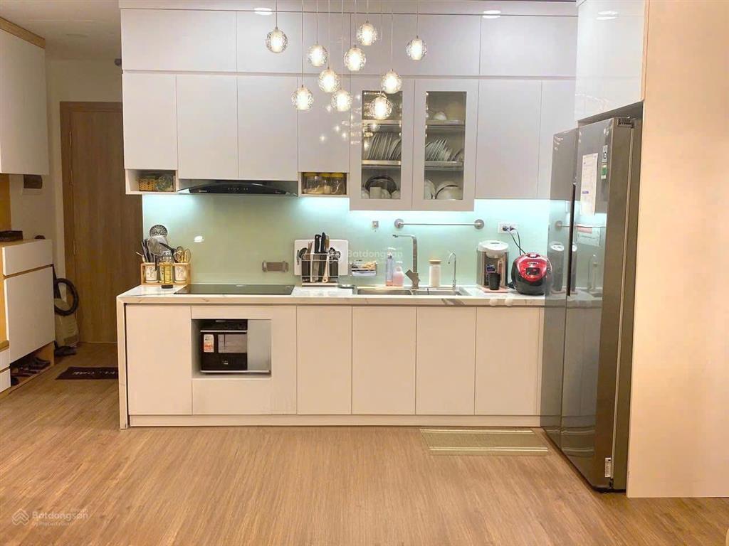 Chính chủ bán căn góc 2 ngủ 70m2 le grand jardin sài đồng 5 tỷ 2 full đồ