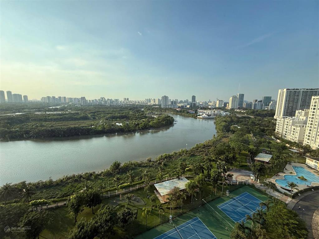 Bán căn hộ riverside residence, lầu cao view trực diện sông, 135m2, giá 15,3 tỷ. 0906 772 ***