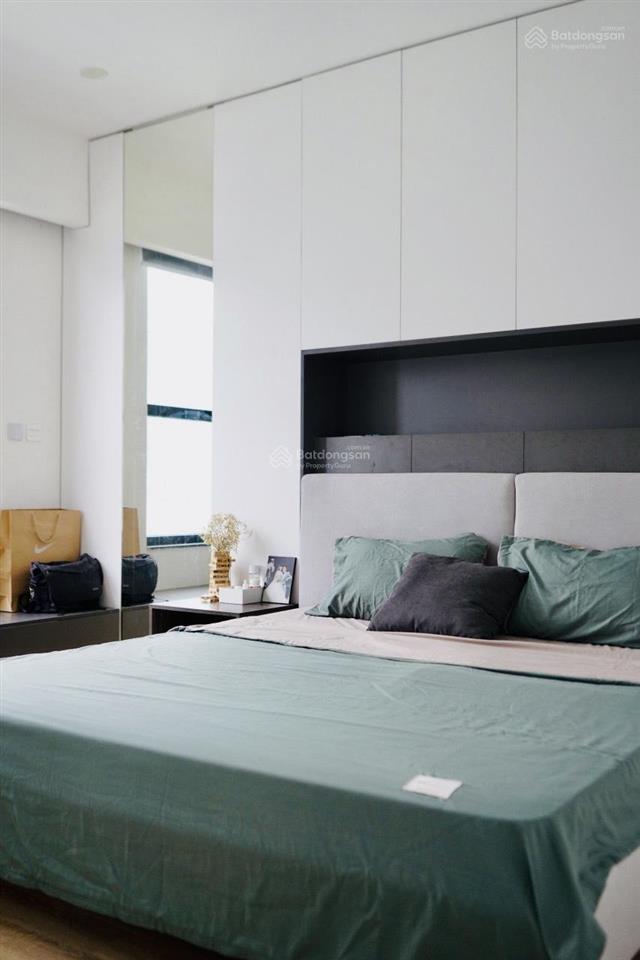 (gía thậtdiện tích chuẩn) chính chủ bán 66m22pnview thoáng mátgiá 5 tỷ cc rose town 79 ngọc hồi