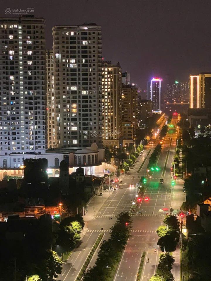 Em sinh đang có căn góc 156m2 4pn3vs chung cư xuân phương quốc hội, sẵn sổ