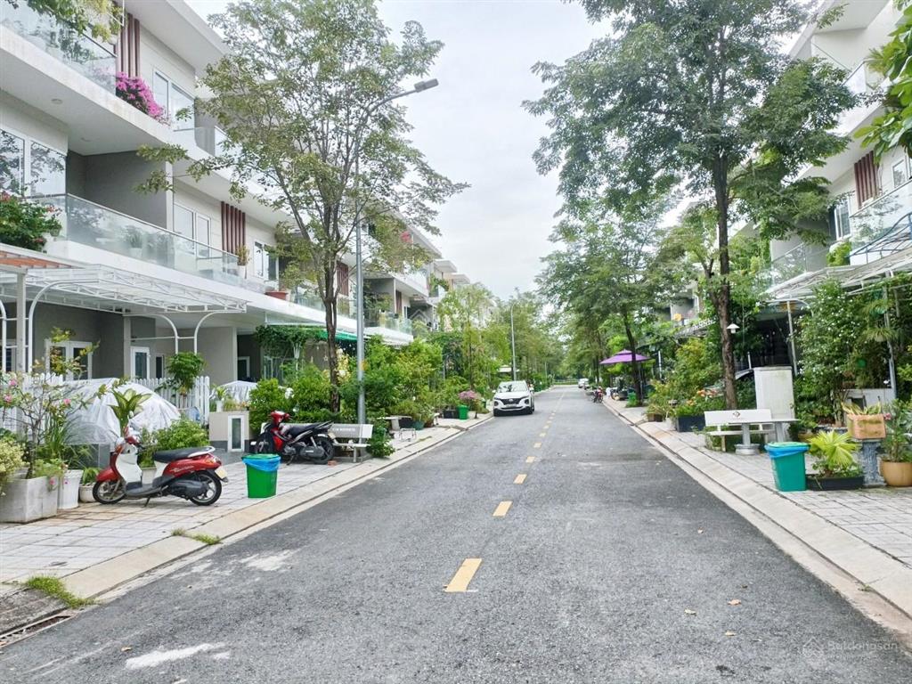 Hvl nc bán căn góc view sông khu compound rio vista, đỗ xuân hợp q9