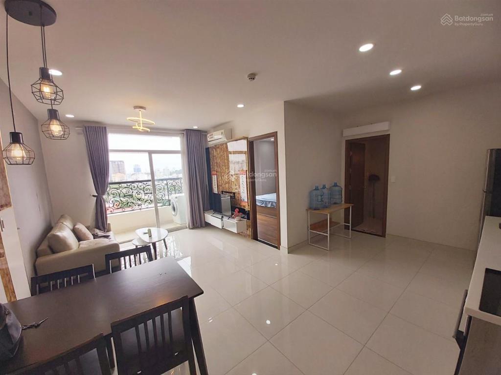 Căn hộ 2pn layout đẹp, cao, thoáng, 5,95 tỷ, mt bến vân đồn, 5 phút đến chợ bến thành. 0938 231 ***