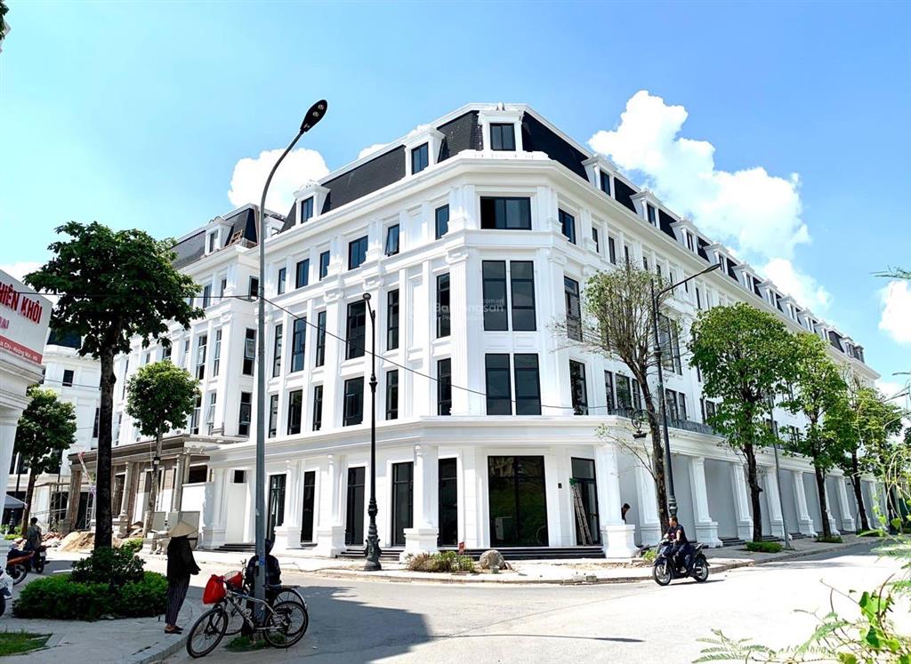 Hàng hiếm shophouse góc mặt hồ đường 30m vừa ở vừa kinh doanh thiết kế cao cấp dự án louis city