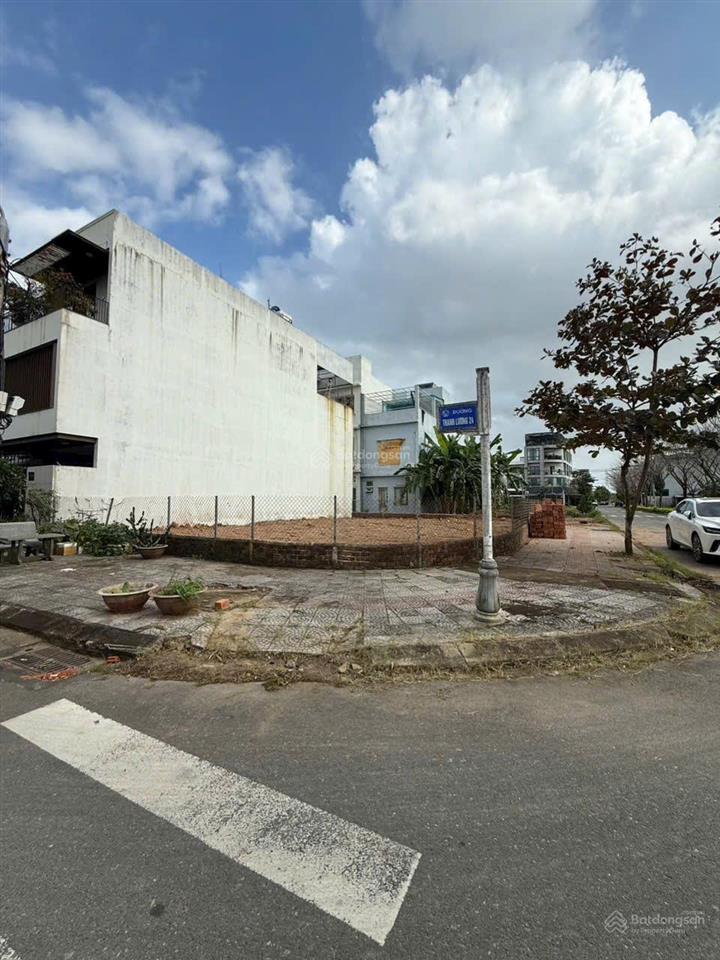 Bán lô góc 2 mặt tiền view công viên sau lưng dãy biệt thự tôn thất dương kỵ hòa xuân