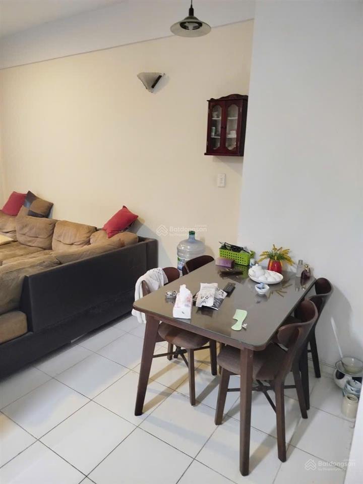 Bán căn 55m2 2pn 2wc hqc plaza giá 1.5 tỷ, sổ hồng sang tên ngay. 0937 379 ***