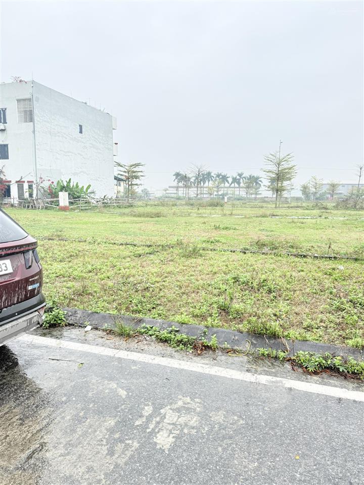 Bán đất tdp kiểu, phường bích động, thị xã việt yên, bắc giang. 81,6m2, mt 5,5m. giá 3,1 tỷ