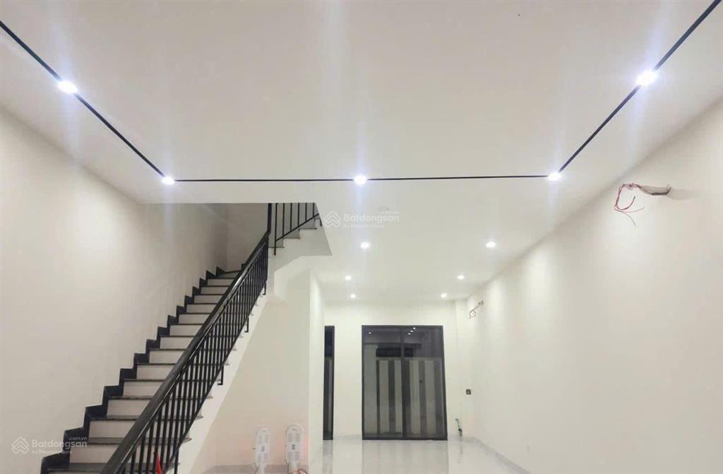 Tôi chính chủ cần bán cắt lỗ căn shophouse pg02 đã hoàn thiện, đường rộng sát vincom 0987 758 ***
