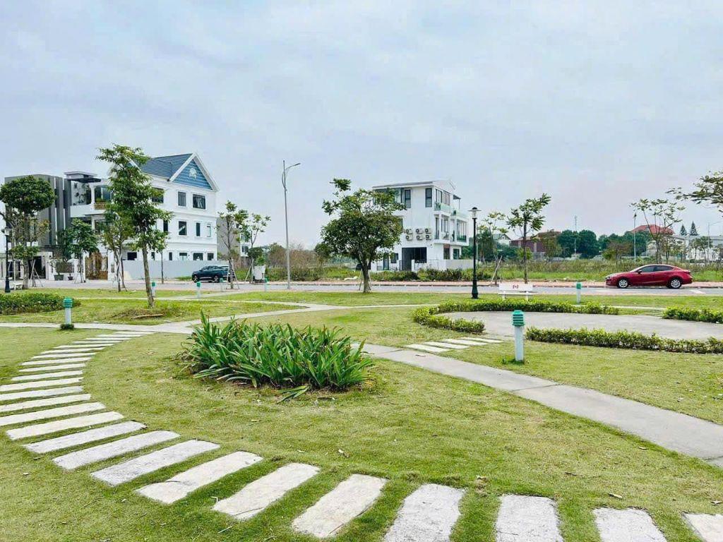 Bán đất nhà vườn KDC Trần Hưng Đạo, ph Ngọc Châu, TP HD, 202.5m2, mt 10m, view công viên