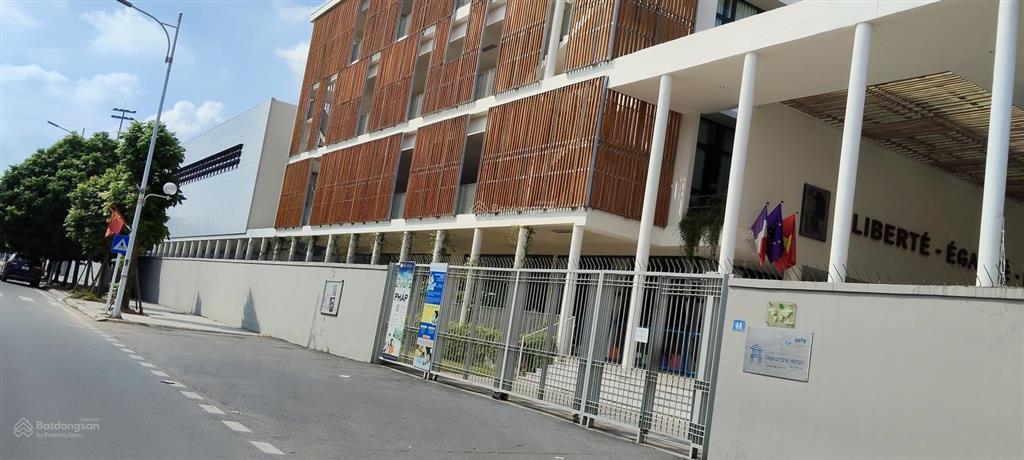 Đất ngọc thụy, 75 m², mt 5.6m, 2 thoáng giá gần 200tr ngõ oto, vị trí đẹp cách 100m ra trường pháp