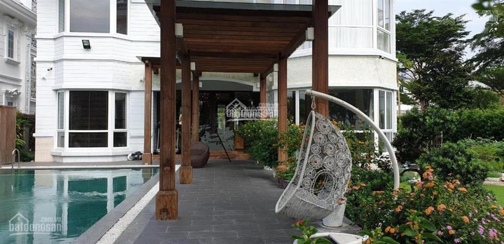 Chủ nhà cần bán nhanh biệt thự thượng lưu chateau phú mỹ hưng quận 7 giá cực nét 209 tỷ 530m2
