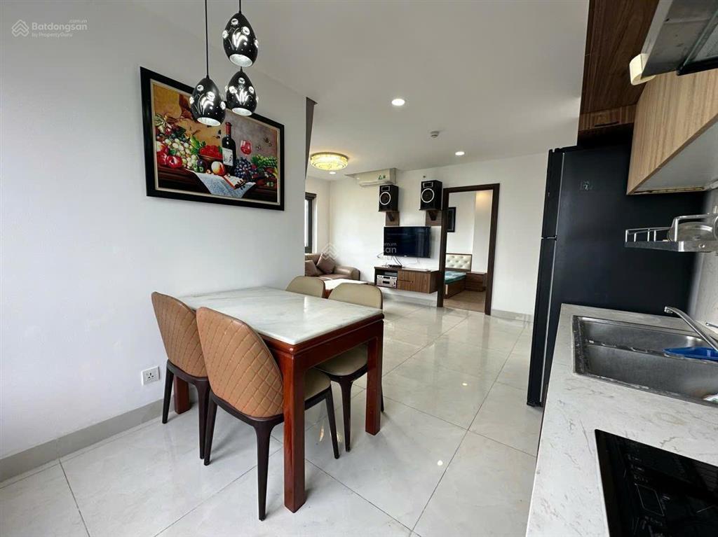 2,8 tỷ la paz hải châu tầng 14 view biển pháo hoa có sẵn hđ thuê full nội thất