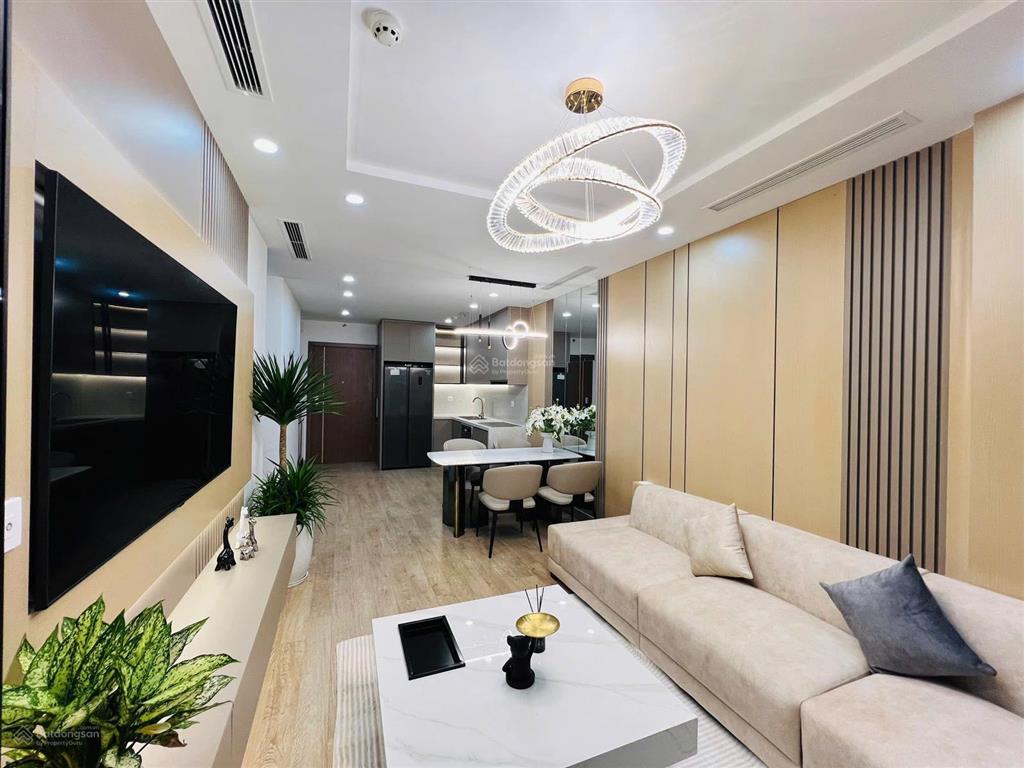 Bán căn hộ cao cấp flc 36 phạm hùng, 97m2, 3pn, nội thất 5 sao sửa đẹp, giá 9,1 tỷ 0983 816 ***